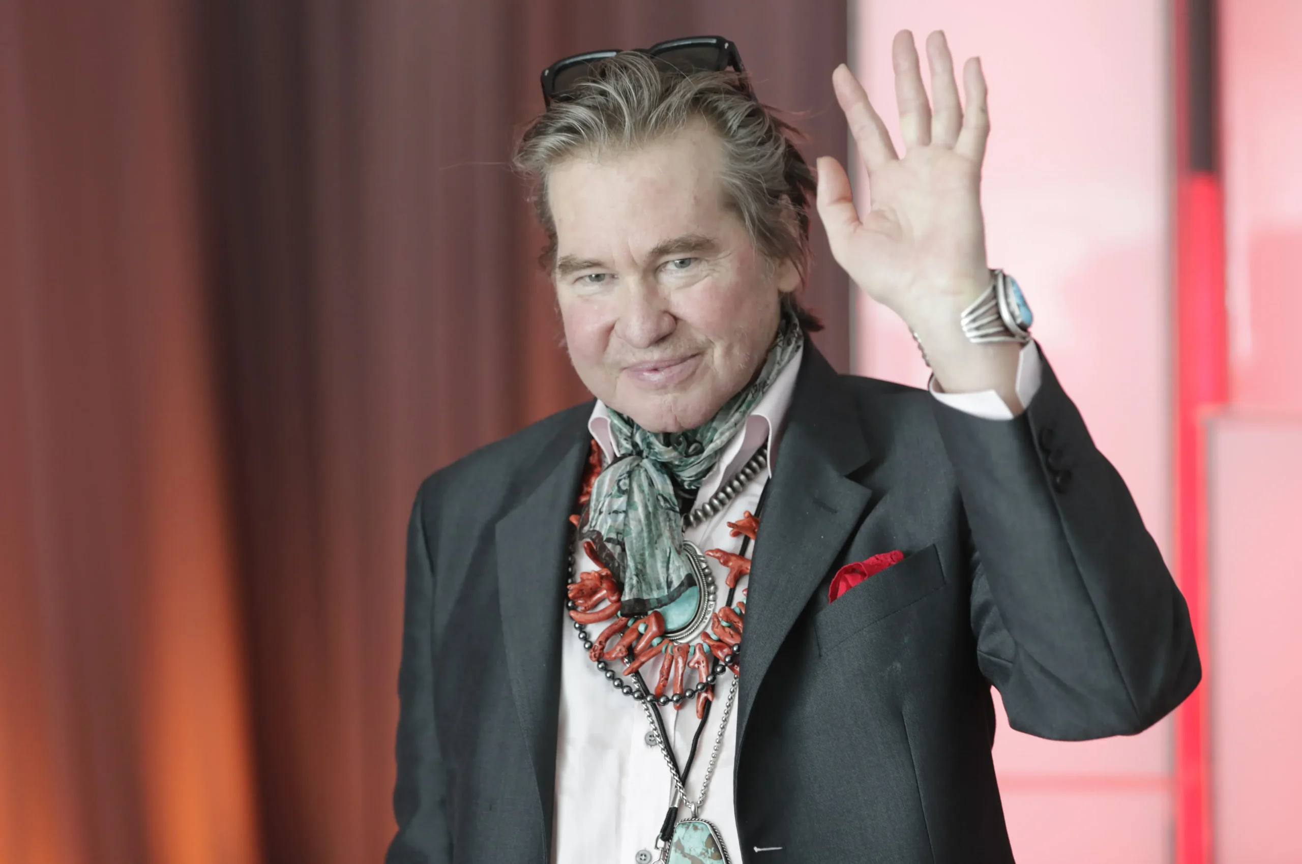 Val Kilmer Net Worth in 2024 – Age, Height, Spouse, and Bio